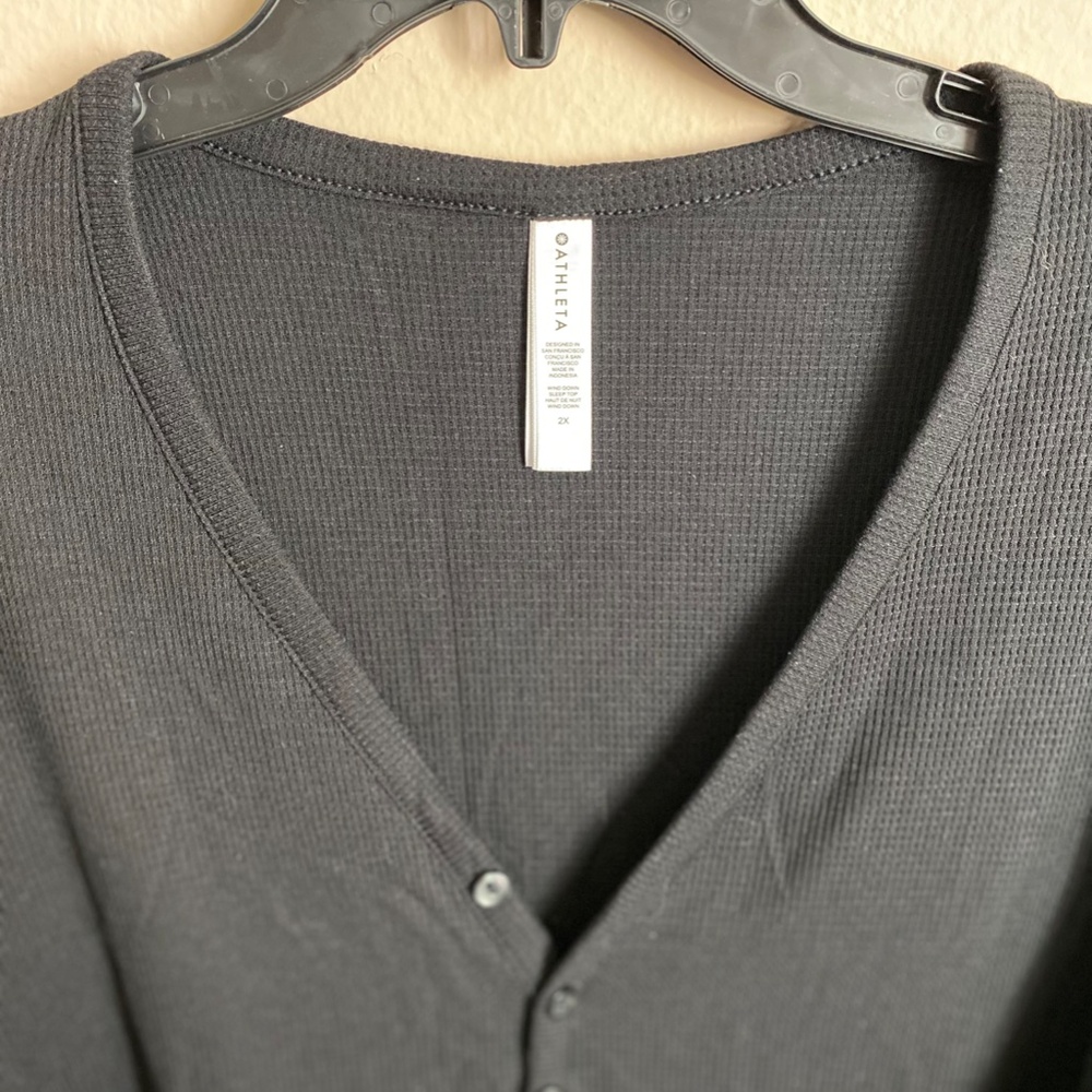 Athleta Henley Wind Down Sleep Top Black 2X - Picture 2 of 3